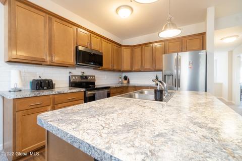1003 Grayson Pl, Schenectady, NY 12302 photo 9