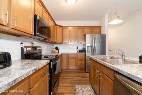 1003 Grayson Pl, Schenectady, NY 12302 photo 6