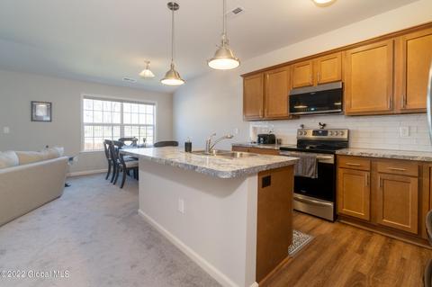1003 Grayson Pl, Schenectady, NY 12302 photo 8