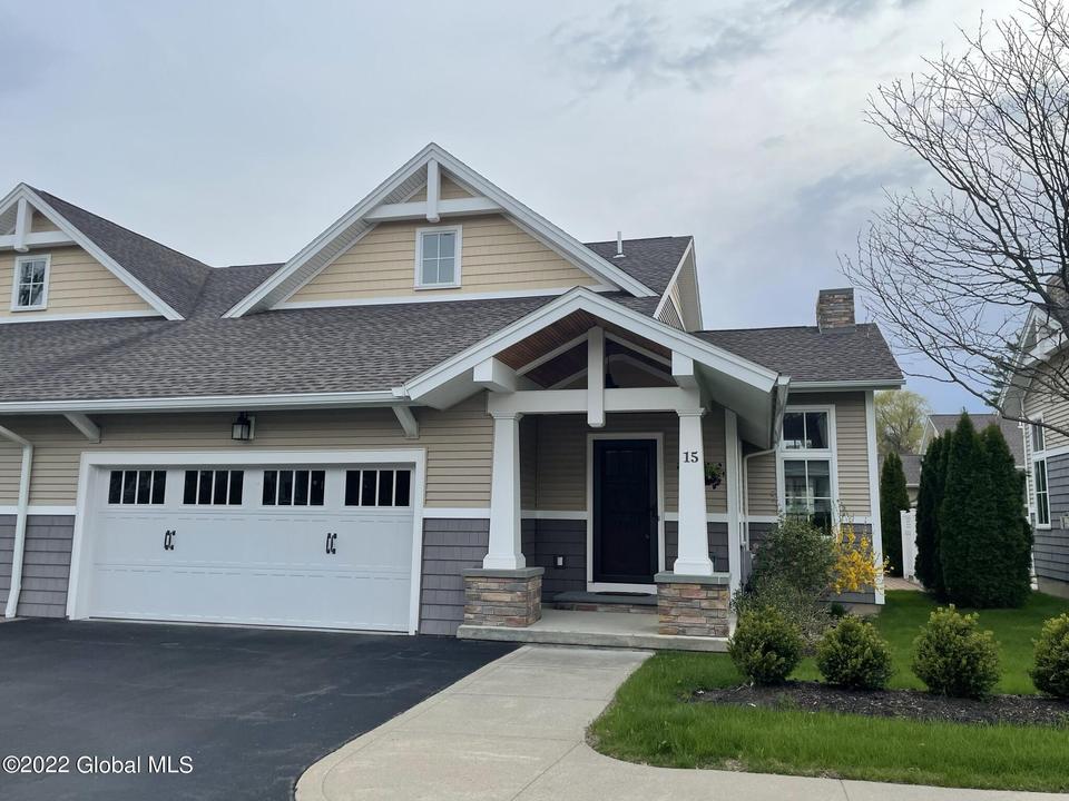 15 Abbey Rd, Bethlehem, NY 12054 103 Photos MLS 202216944 Movoto