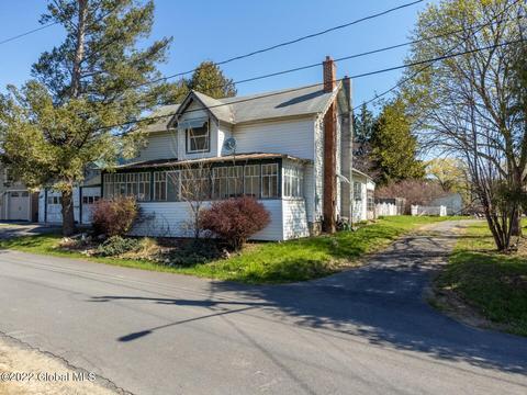 107 Pine St, Cobleskill, NY 12043 photo 4
