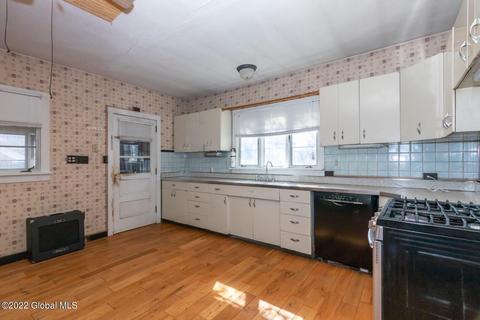 107 Pine St, Cobleskill, NY 12043 photo 14