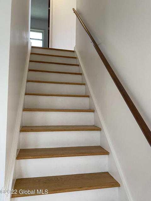 3 Windsor Dr, Halfmoon, NY 12065 photo 14