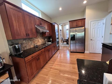 32 Sheldon Dr, Mechanicville, NY 12118 photo 16