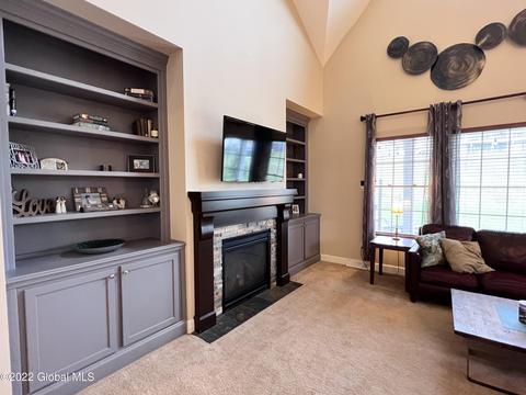 32 Sheldon Dr, Mechanicville, NY 12118 photo 9
