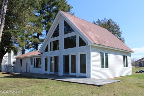 6689 Ny-30, Indian Lake, NY 12842