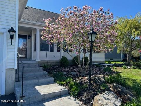 22 Sandy Ln, Selkirk, NY 12158 photo 2