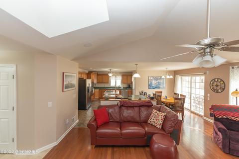 22 Sandy Ln, Selkirk, NY 12158 photo 21