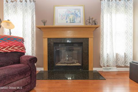 22 Sandy Ln, Selkirk, NY 12158 photo 19