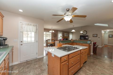 22 Sandy Ln, Selkirk, NY 12158 photo 7