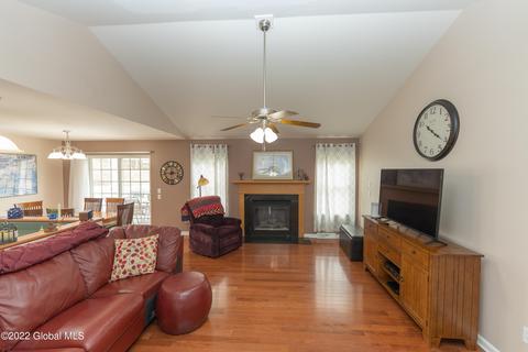 22 Sandy Ln, Selkirk, NY 12158 photo 17