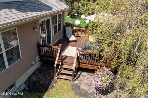 9 Devon Ct, Voorheesville, NY 12186 photo 5