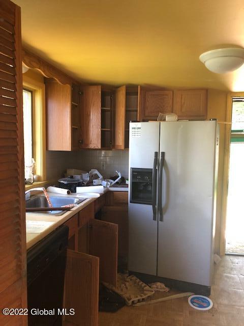 293 E Campbell Rd, Schenectady, NY 12303 photo 9