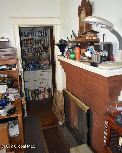 709 Mcclellan St, Schenectady, NY 12304 photo 22