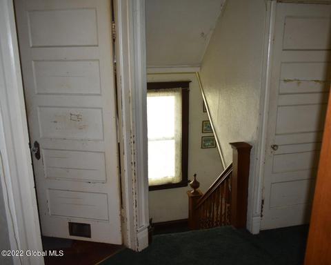 709 Mcclellan St, Schenectady, NY 12304 photo 48