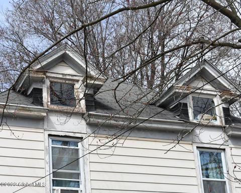 709 Mcclellan St, Schenectady, NY 12304 photo 12