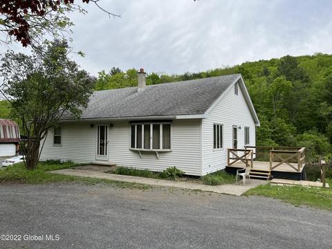 610 Coot Hill Rd, Argyle, NY 12809 photo 2