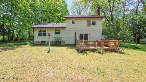 63 Paradowski Rd, Schenectady, NY 12302 photo 8
