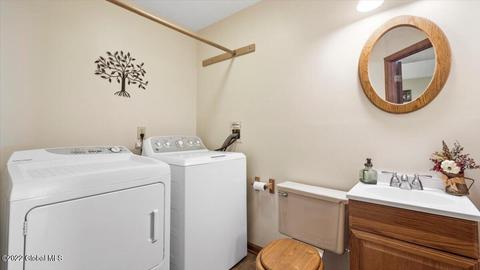 63 Paradowski Rd, Schenectady, NY 12302 photo 12