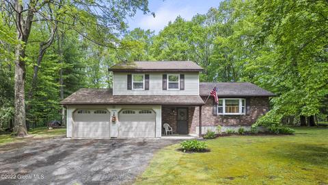 63 Paradowski Rd, Schenectady, NY 12302 photo 1