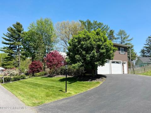 3 Aspen Rd, Latham, NY 12110 photo 5