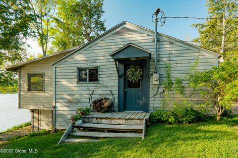 1574 Hemlocks Ln, Argyle, NY 12809 photo 4