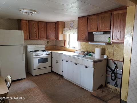 10 Elm St, Argyle, NY 12809 photo 17