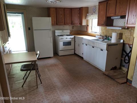 10 Elm St, Argyle, NY 12809 photo 16