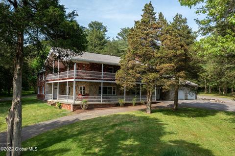 7 Fox Ln, Catskill, NY 12414 photo 3