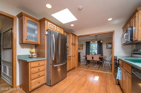 132 Winne Rd, Delmar, NY 12054 photo 17