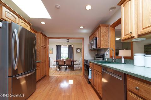 132 Winne Rd, Delmar, NY 12054 photo 18