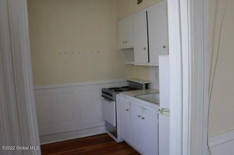 1030 Eastern Ave, Schenectady, NY 12308 photo 10