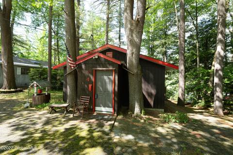 4 Fuller Dr, Corinth, NY 12822 photo 3