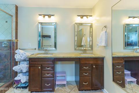 90 Werner Rd, Halfmoon, NY 12065 photo 28