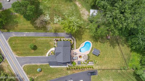 90 Werner Rd, Halfmoon, NY 12065 photo 2