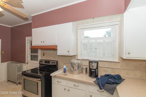 401 Eleanor St, Schenectady, NY 12306 photo 14