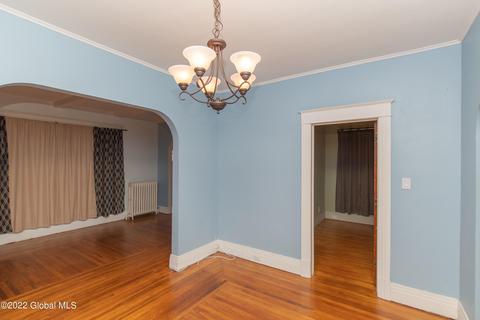 401 Eleanor St, Schenectady, NY 12306 photo 11