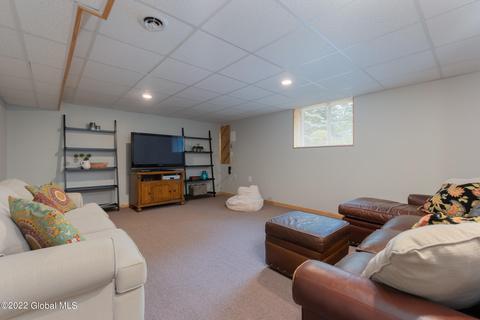 11 Crimson Leaf Dr, Delmar, NY 12054 photo 41