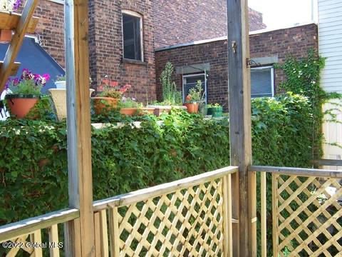 226 Jay St, Albany, NY 12210