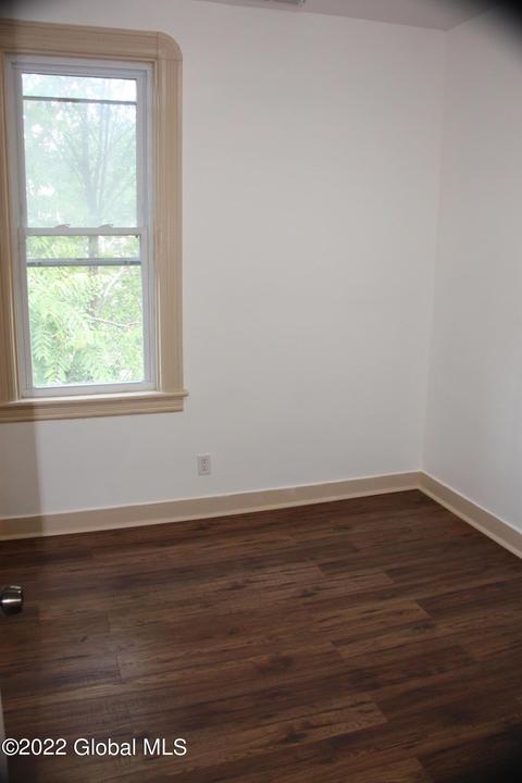 4 Hamlin St, Schenectady, NY 12307 photo 10