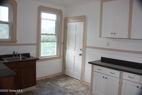 4 Hamlin St, Schenectady, NY 12307 photo 11