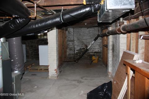 4 Hamlin St, Schenectady, NY 12307 photo 16