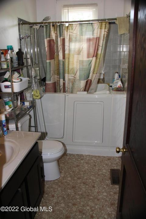 4 Hamlin St, Schenectady, NY 12307 photo 24