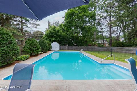 10 Mayflower Dr, Schenectady, NY 12306 photo 38
