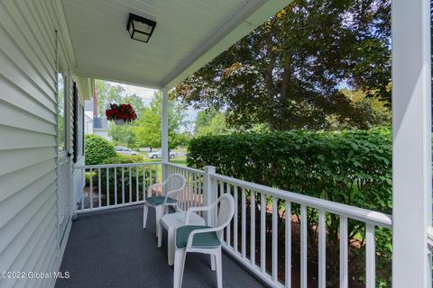 10 Mayflower Dr, Schenectady, NY 12306 photo 6