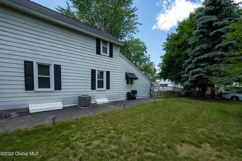 115 Willow Ave, Schenectady, NY 12304 photo 32