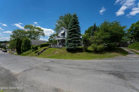 115 Willow Ave, Schenectady, NY 12304 photo 4