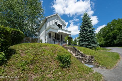 115 Willow Ave, Schenectady, NY 12304 photo 2