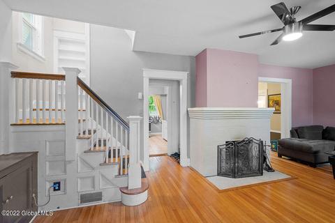 527 Bedford Rd, Schenectady, NY 12308 photo 9
