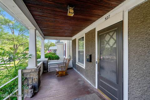 527 Bedford Rd, Schenectady, NY 12308 photo 3